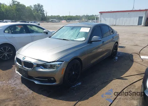 2016 BMW 328I xDrive z USA, uszkodzony, nr VIN WBA8E3C59GK500893